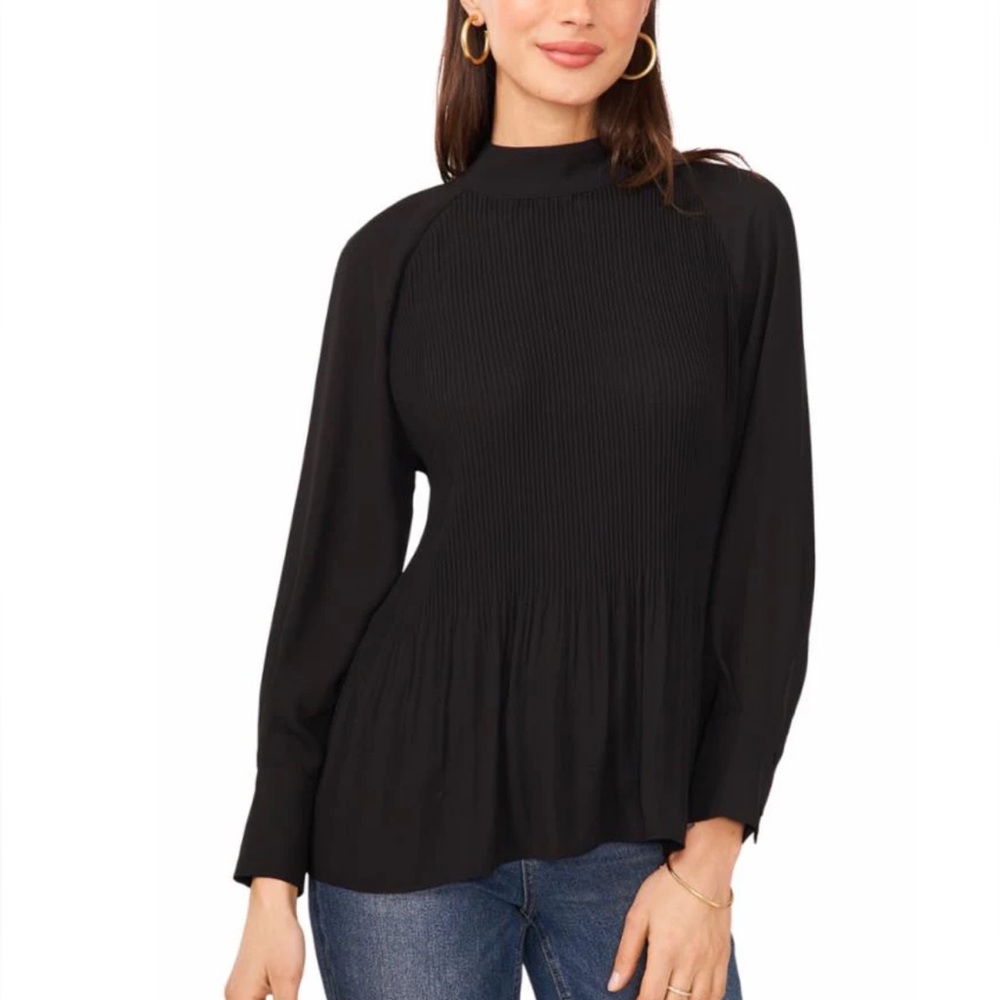 NWOT Vince Camuto Pleated Raglan Long Sleeve Blouse - Black